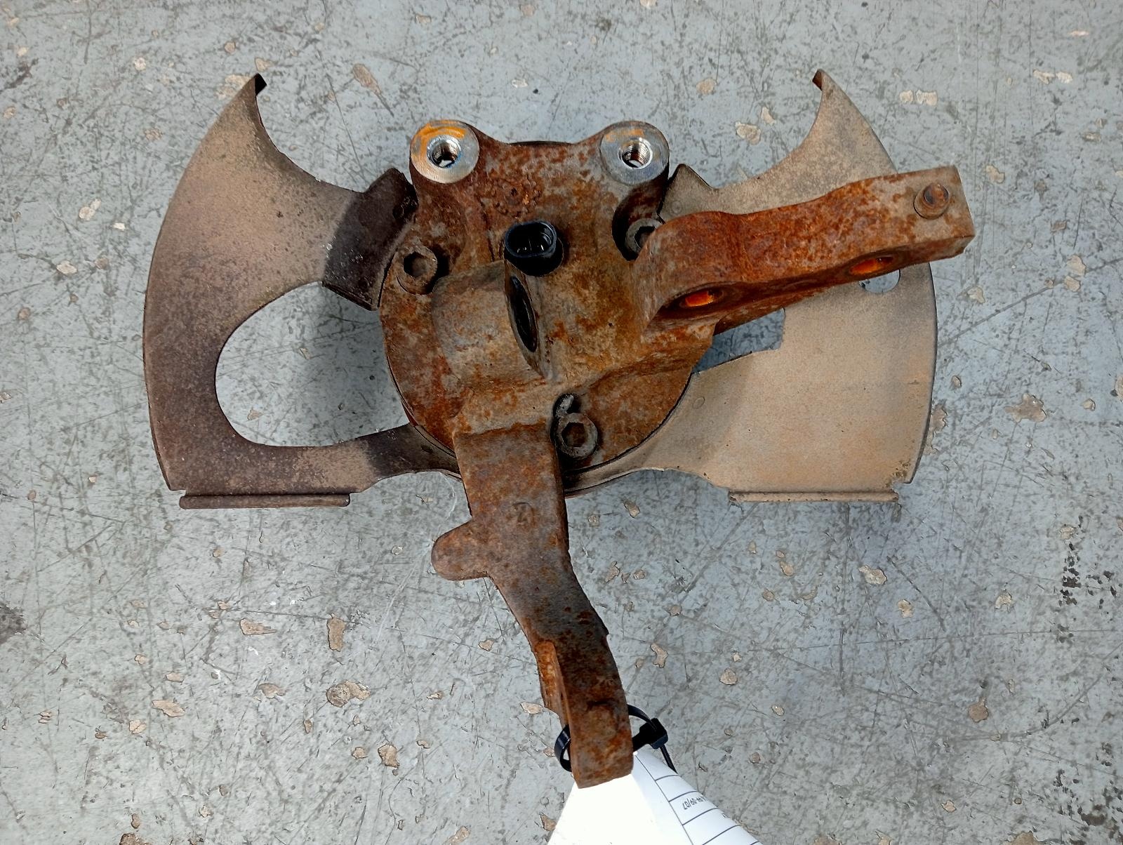 HOLDEN COMMODORE RIGHT FRONT HUB ASSEMBLY VT S2-VZ, RWD, ABS TYPE (LONG PLUG 25m - Image 3