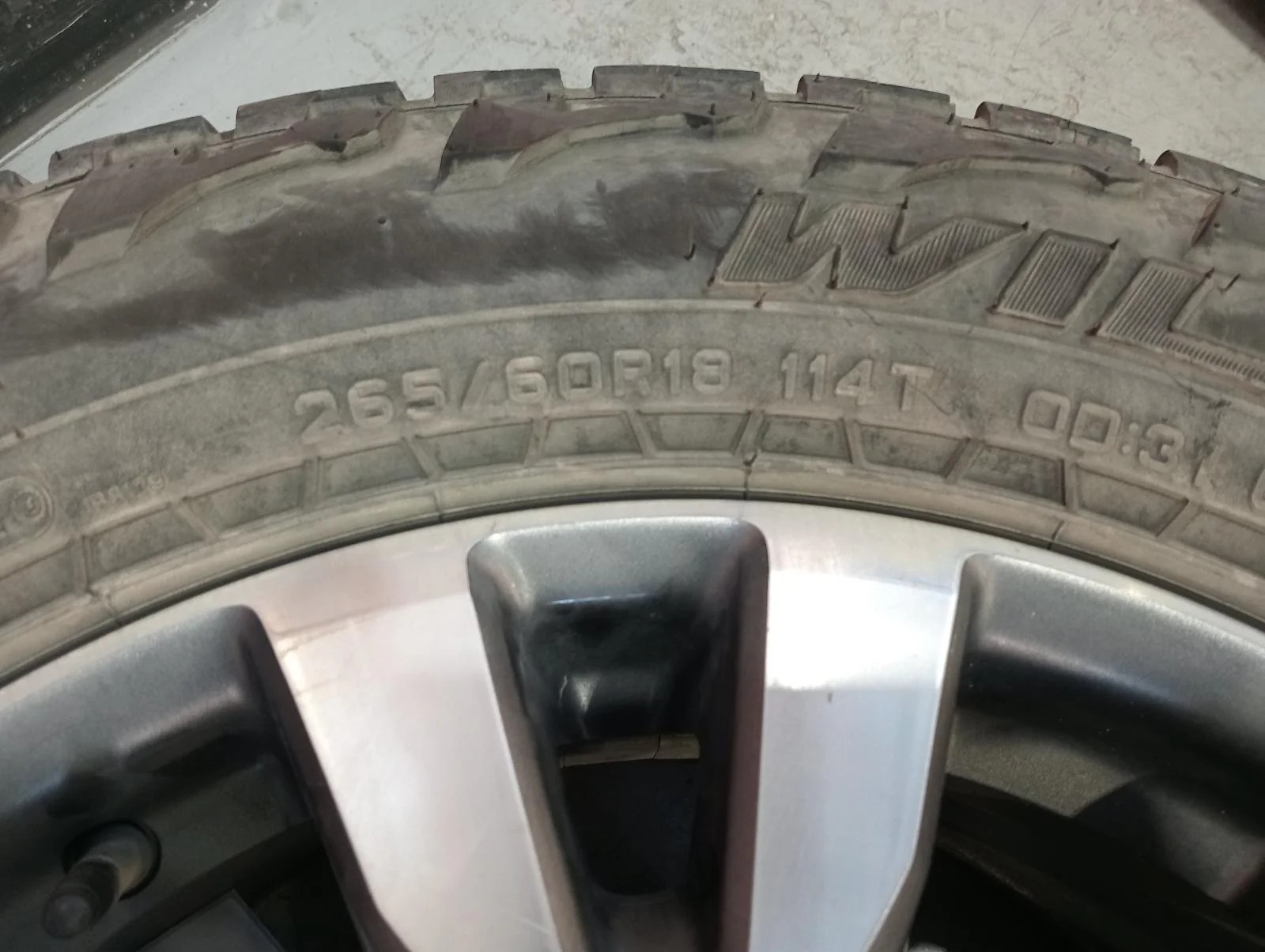 FORD RANGER WHEEL ALLOY FACTORY, 18X8IN, 6 V SPOKE, WILDTRAK, BI-COLOUR, PX SERI - Image 3